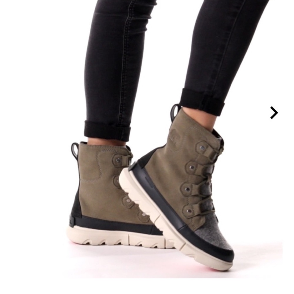 SOREL WOMEN'S SOREL EXPLORER II JOAN BOOT SAGE & FAWN 6.5